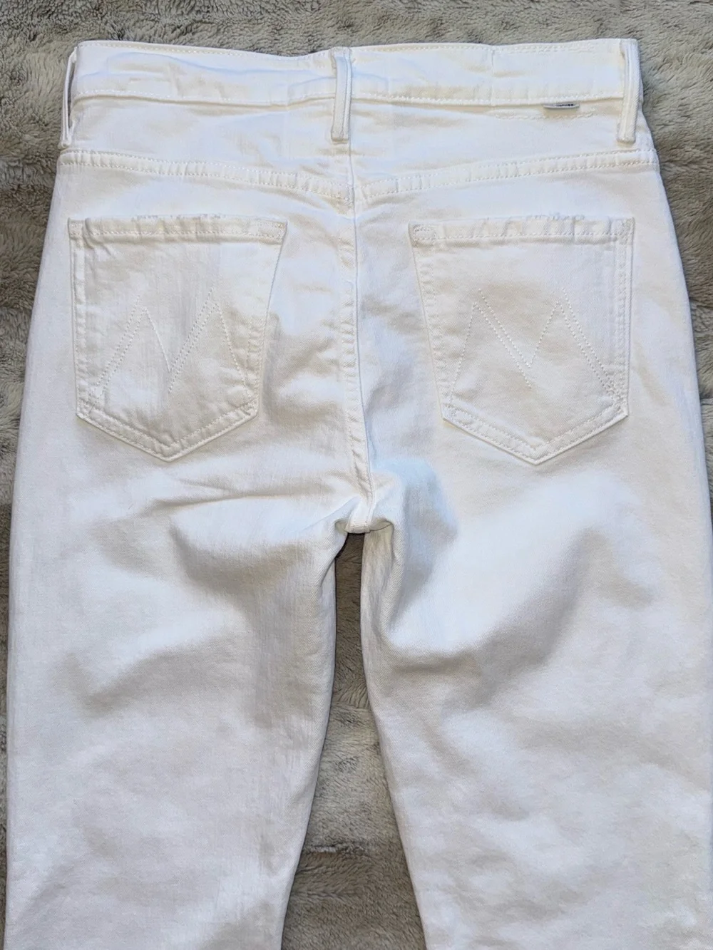 MOTHER Superior The Weekend Flare Jeans in Totally Innocent Size 27 - Picture 9 of 16